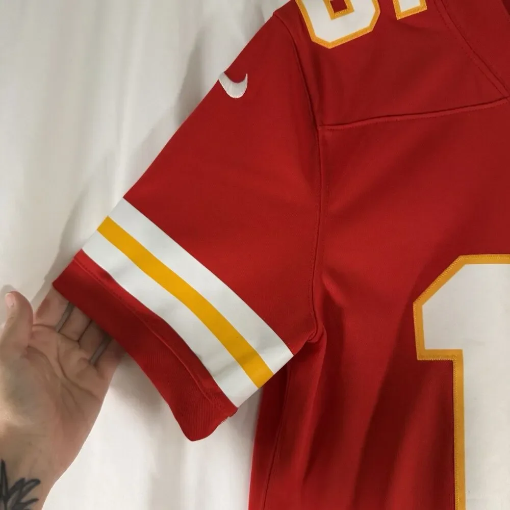 Patrick Mahomes On Field Nike Jersey Men's Small Red Home #15 Short Sleeve Vneck